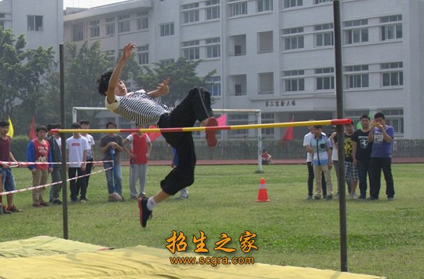 學(xué)生運(yùn)動(dòng)