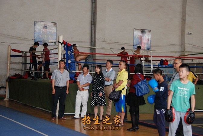 學(xué)校運(yùn)動