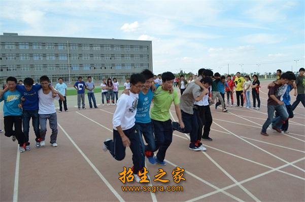 學(xué)生活動(dòng)