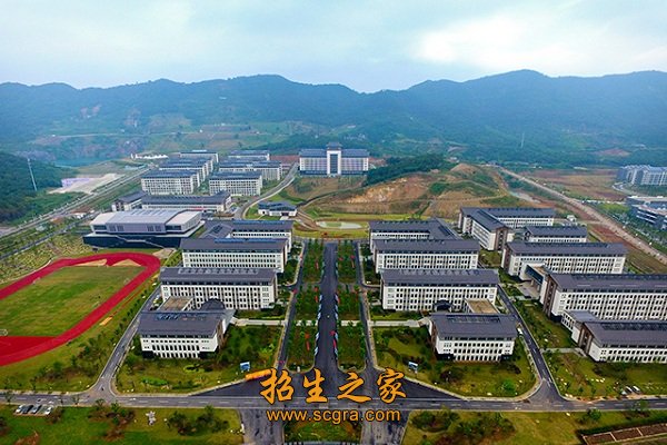 鎮(zhèn)江市高等?？茖W校