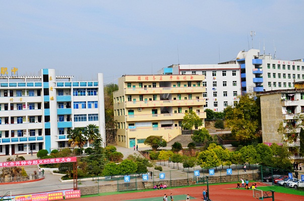 四川省南部縣升鐘職業(yè)中學