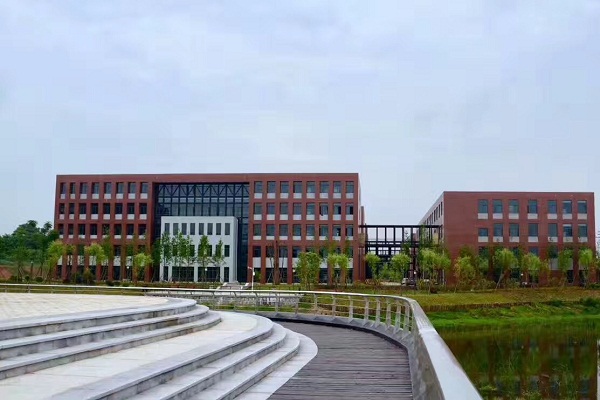 湖南勞動人事職業(yè)學(xué)院