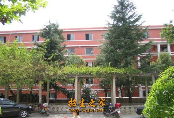 貴州省畢節(jié)市財貿學校2018招生簡章