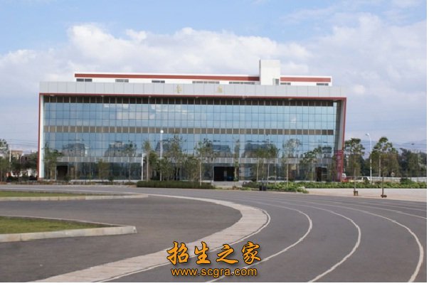 曲靖高級(jí)技工學(xué)校2018年錄取分?jǐn)?shù)線