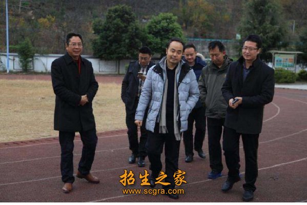 四川漢源縣職業(yè)高級中學收費情況_2018年招生計劃