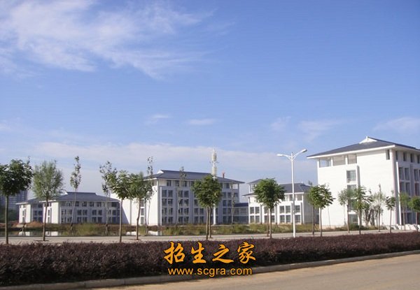 學(xué)校環(huán)境