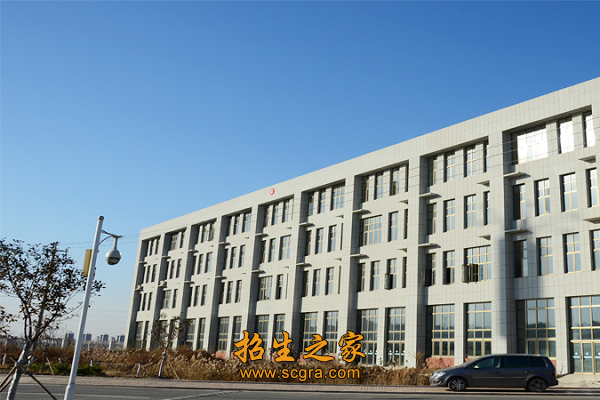 連云港中等專(zhuān)業(yè)學(xué)校