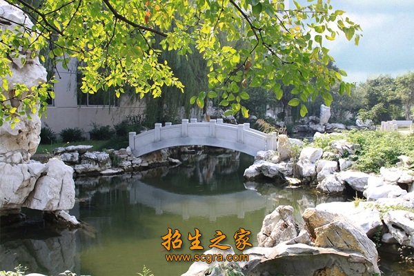 連云港職業(yè)技術學校