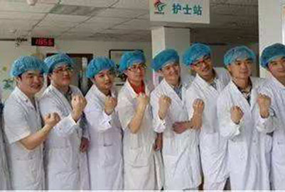 男護(hù)士2.jpg