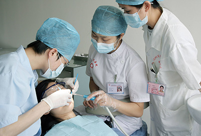 口腔醫(yī)學學校有哪些？哪家學校比較好？