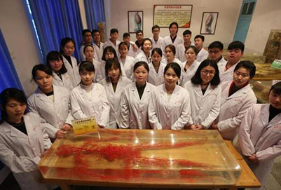 讀臨床醫(yī)學專業(yè)就業(yè)前景怎么樣？