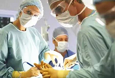 臨床?？粕某雎? width=