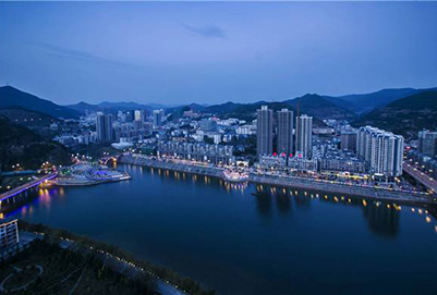 四川省鹽亭縣職業(yè)技術(shù)學(xué)校地址在哪里?