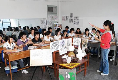 四川省宜賓市職業(yè)技術(shù)學(xué)校(原宜賓商職校)計(jì)算機(jī)應(yīng)用專業(yè)部-美術(shù)設(shè)計(jì)實(shí)訓(xùn)課