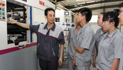 職業(yè)學(xué)校,哪個(gè)好,中山職業(yè)學(xué)校