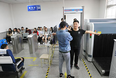 四川文軒職業(yè)學(xué)校鐵道運(yùn)輸管理2 四川文軒職業(yè)學(xué)校鐵道運(yùn)輸管理2