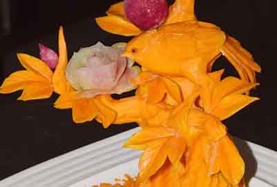 郫縣友愛(ài)職業(yè)技術(shù)學(xué)校雕工展示 郫縣友愛(ài)職業(yè)技術(shù)學(xué)校雕工展示