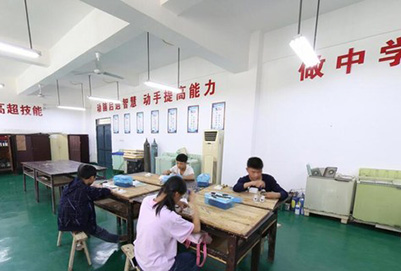 四川省江安縣職業(yè)技術學校電子電工實訓中心