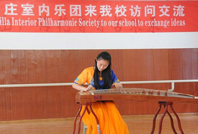 四川現(xiàn)代藝術(shù)學(xué)校音樂(lè)表演