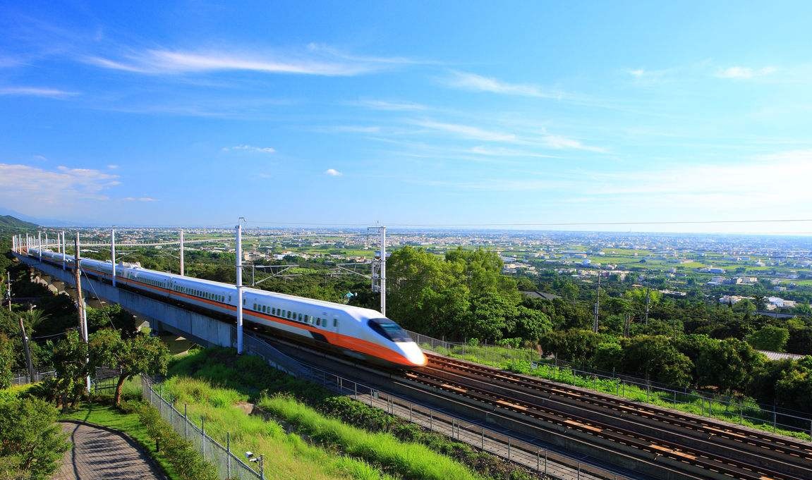 奔跑的高鐵