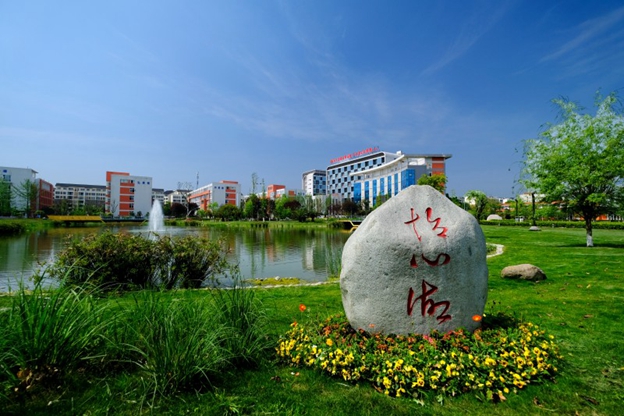 鐵路衛(wèi)校校園環(huán)境