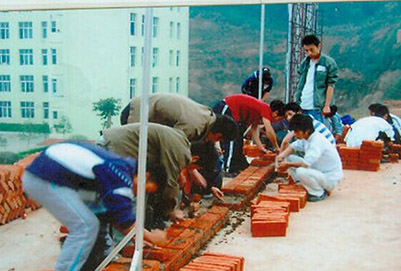 宜賓縣柳嘉職業(yè)技術(shù)學(xué)校砌墻實訓(xùn)課