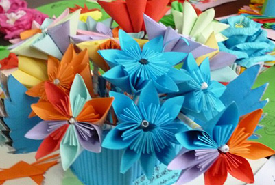 宜賓縣柳嘉職業(yè)技術(shù)學(xué)校幼師專業(yè)學(xué)生手工作品