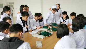 樂山市醫(yī)藥科技學校成都校區(qū)