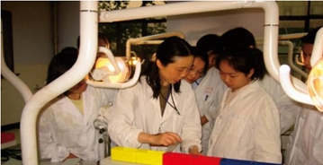 成都鐵路衛(wèi)生學(xué)校