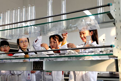 樂山市醫(yī)藥科技學校（成都校區(qū)）藥理實驗（浦江）