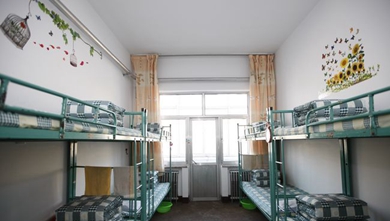 成都市育華職業(yè)學(xué)校宿舍條件及圖片