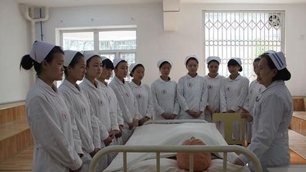 四川大學(xué)附設(shè)華西衛(wèi)生學(xué)校教學(xué)活動(dòng)