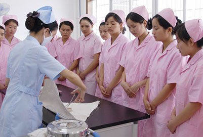 成都衛(wèi)生學校有完善的就業(yè)系統(tǒng)