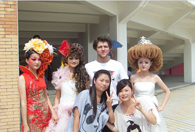 川大職業(yè)技術學院人物形象設計「美容美發(fā)化妝」招生