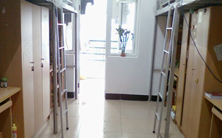 成都大學(xué)醫(yī)護(hù)學(xué)院宿舍