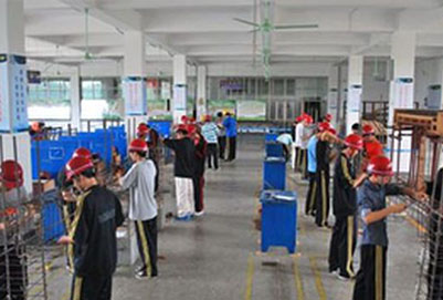 平昌鷹才中等職業(yè)技術學校工業(yè)與民用建筑