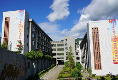 南江縣小河職業(yè)中學(xué)實(shí)訓(xùn)樓