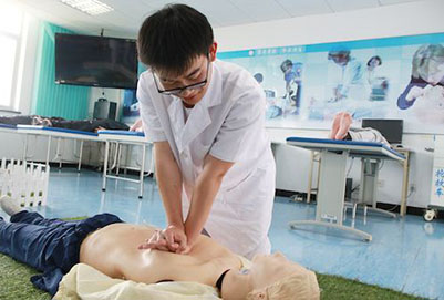 成都衛(wèi)生學校醫(yī)學檢驗技術就業(yè)怎樣