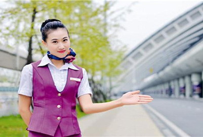 貴陽高鐵學校是五年制大專么