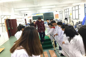 興義衛(wèi)生學(xué)校 興義衛(wèi)生學(xué)校