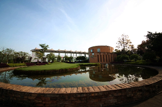 成都哪個(gè)學(xué)校的旅游管理專(zhuān)業(yè)好