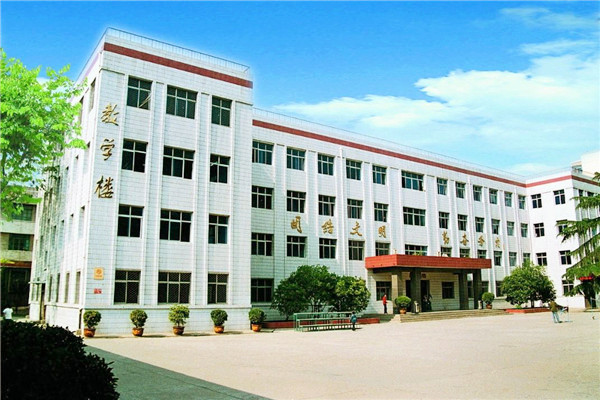 四川?？茖W(xué)校