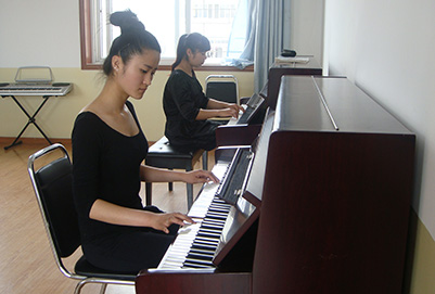 2025年成都幼師學(xué)校學(xué)費(fèi)大概是多少