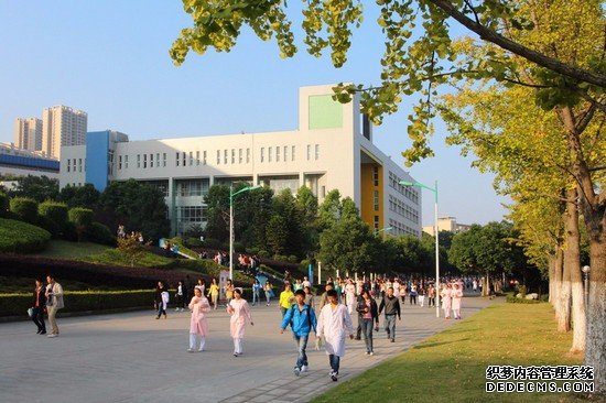 重慶市三峽醫(yī)藥高等專(zhuān)科學(xué)校招生錄取分?jǐn)?shù)線(xiàn)