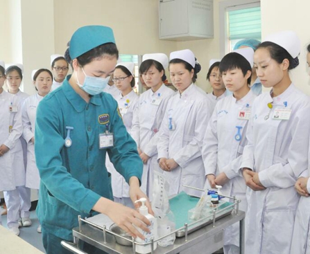 護理專業(yè)四輕、四勤、六勤、六不分別是什么？