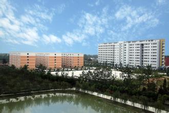 成都文理學(xué)院東校區(qū)