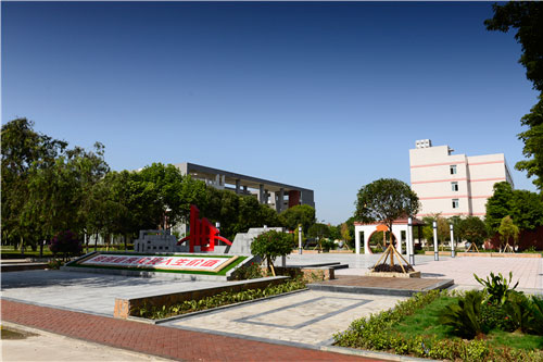 四川礦產(chǎn)機電技師學院