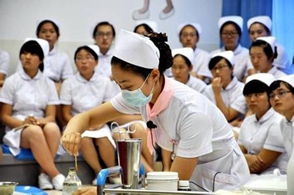 醫(yī)科校護理現(xiàn)場示范