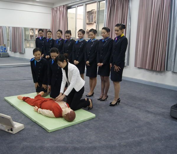 成都市航空學院畢業(yè)是否分配工作？