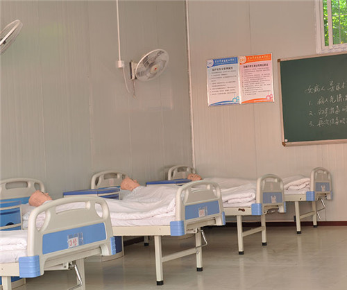 2025年重慶市衛(wèi)生技工學(xué)校招生簡章